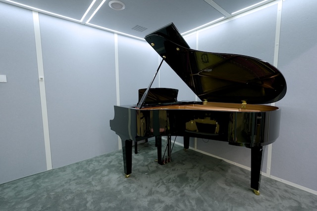 YAMAHA C2X 三角琴